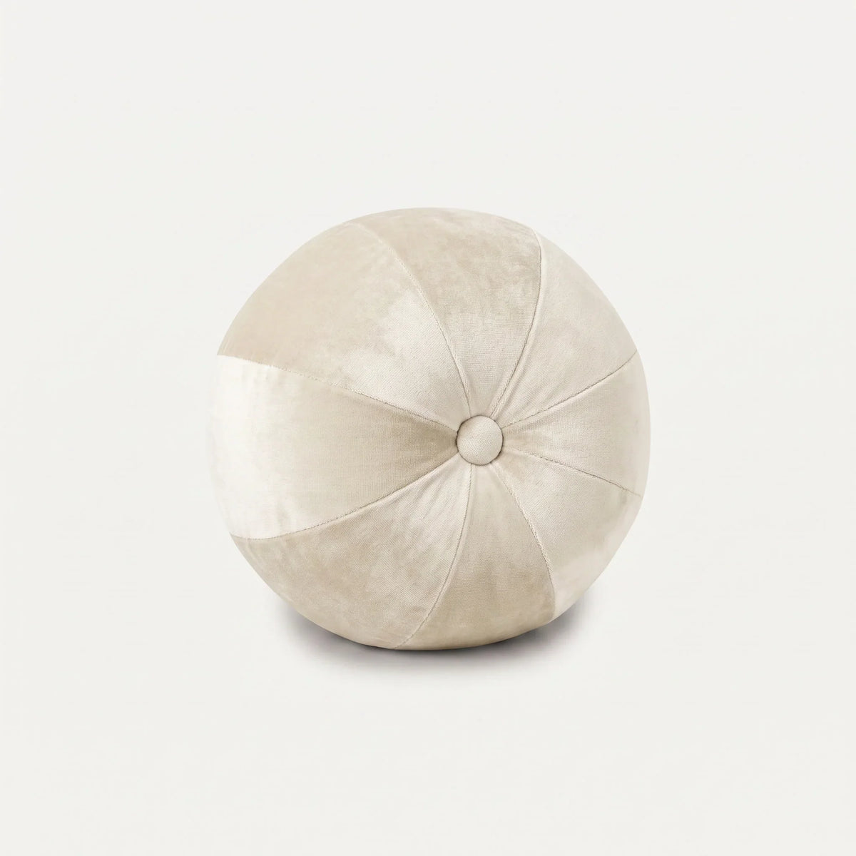Decorative cushion Ball with button